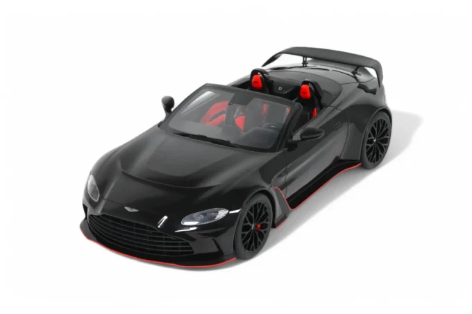 Aston Martin V12 Vantage Roadster - Image 6