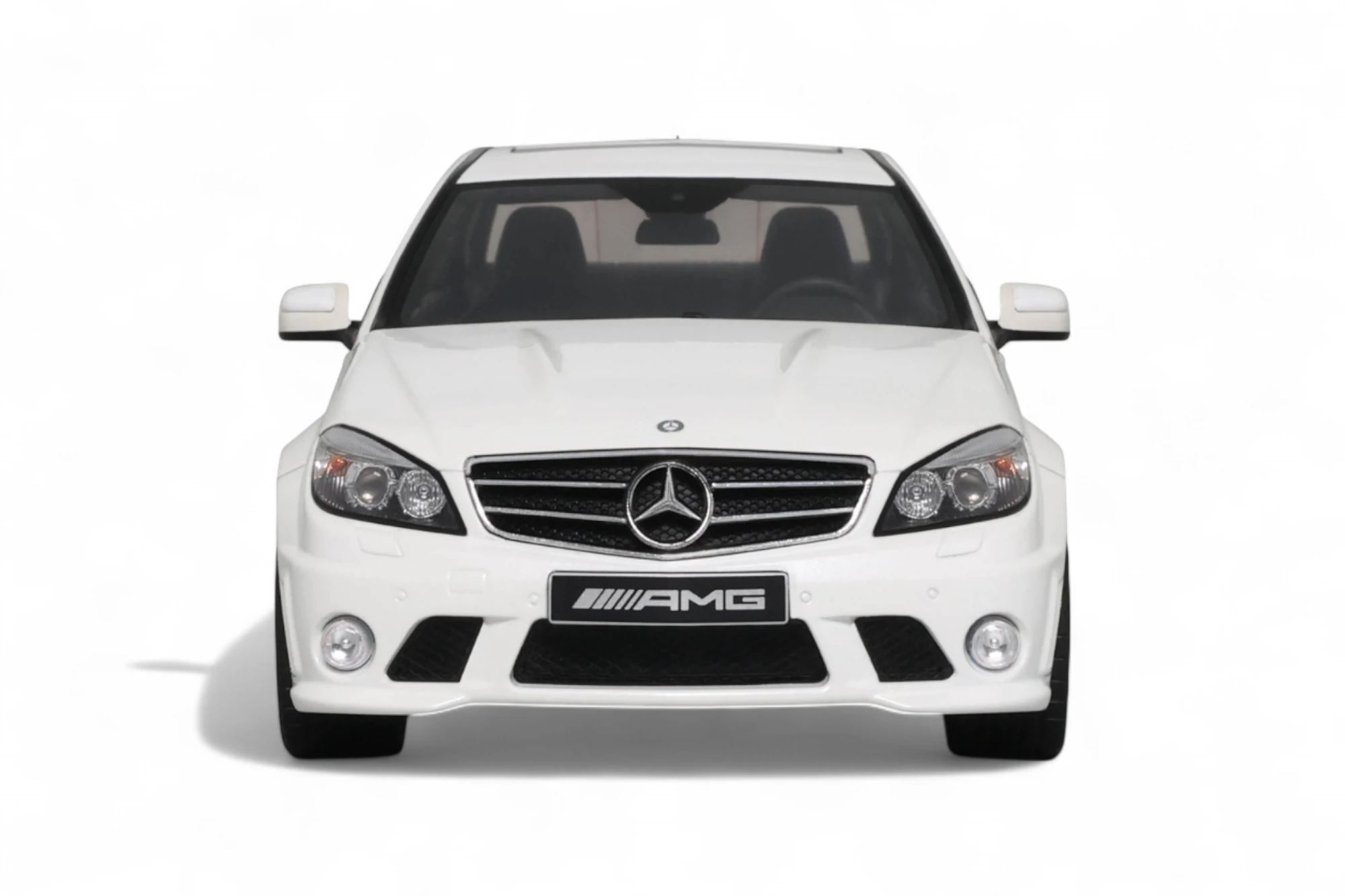 Mercedes-Benz C63 AMG - Image 3