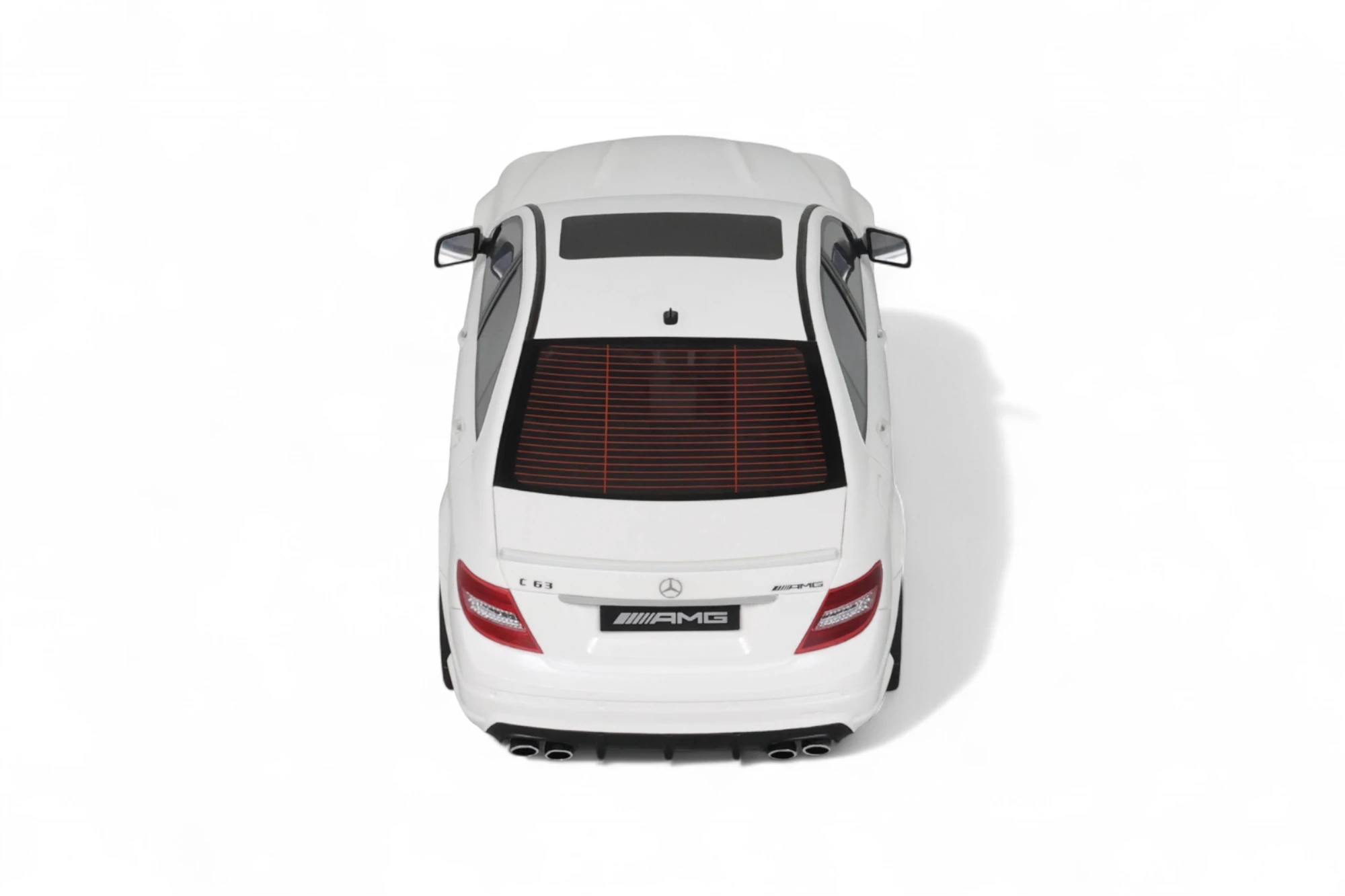 Mercedes-Benz C63 AMG - Image 9