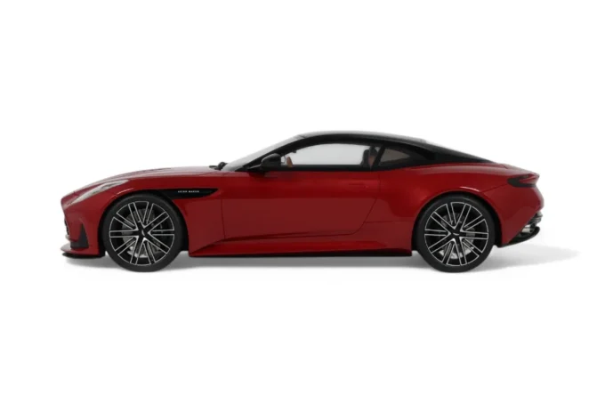 Aston Martin DB12 – Image 5