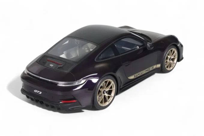 Porsche 911 (992) GT3 Touring - Image 7