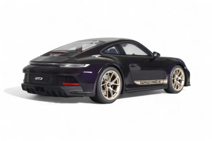 Porsche 911 (992) GT3 Touring - Image 2