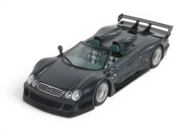 Mercedes-Benz CLK-GTR Roadster - Image 6