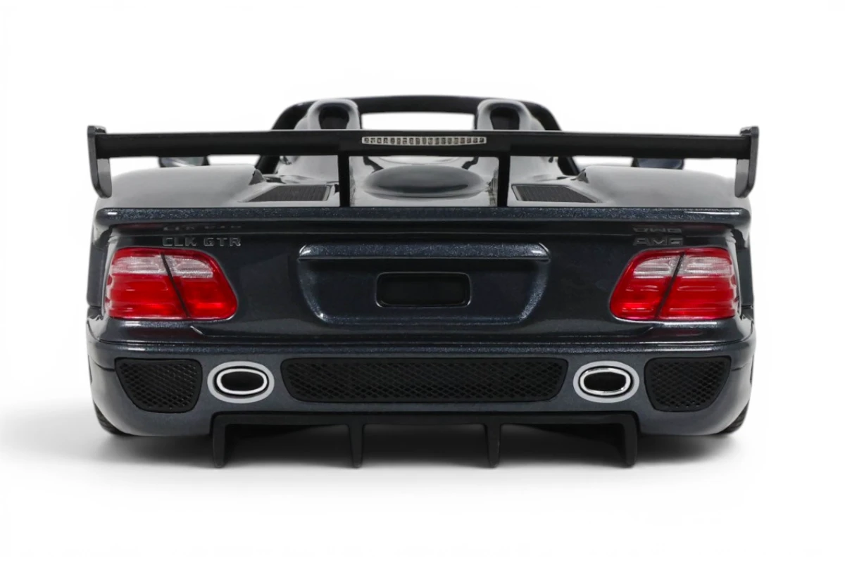 Mercedes-Benz CLK-GTR Roadster 1:18 model car GT Spirit GT960