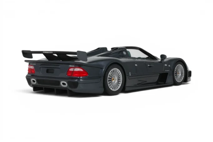 Mercedes-Benz CLK-GTR Roadster – Image 2