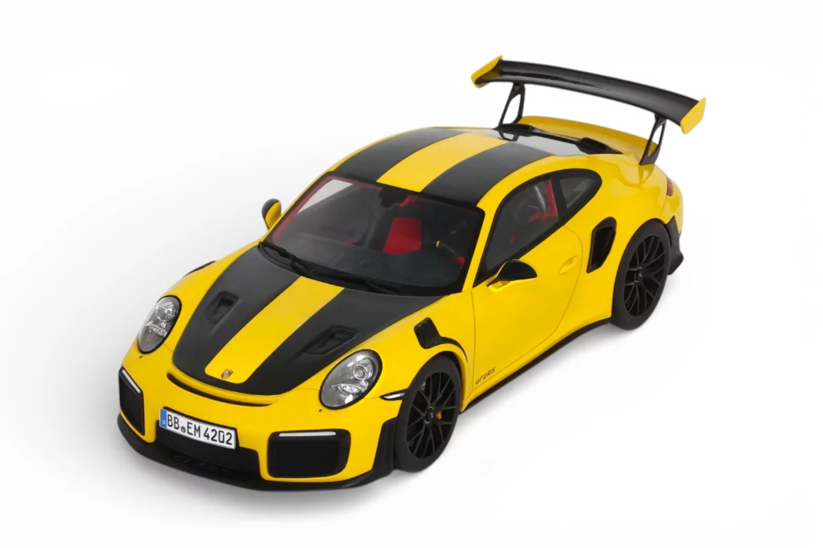 Porsche 911 GT2 RS (991.2) Nürburgring Lap Record - Image 6