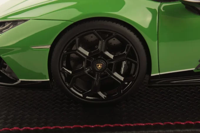 Lamborghini Huracán EVO Spyder 60th - Image 5