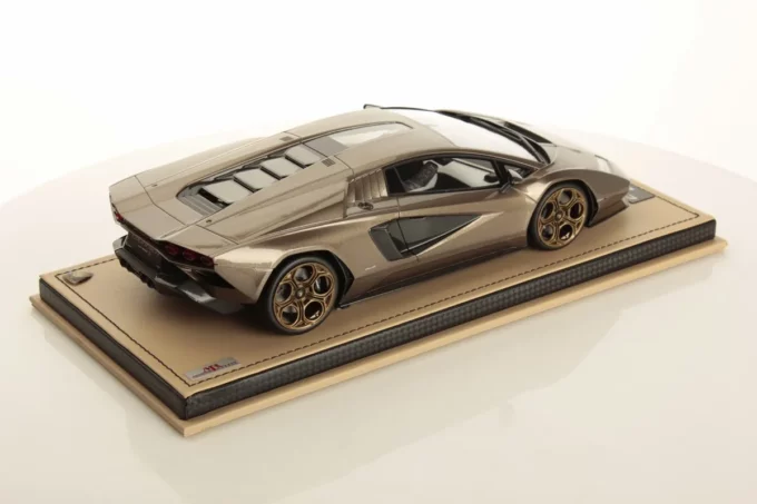Lamborghini Countach LPI 800-4 - Image 2