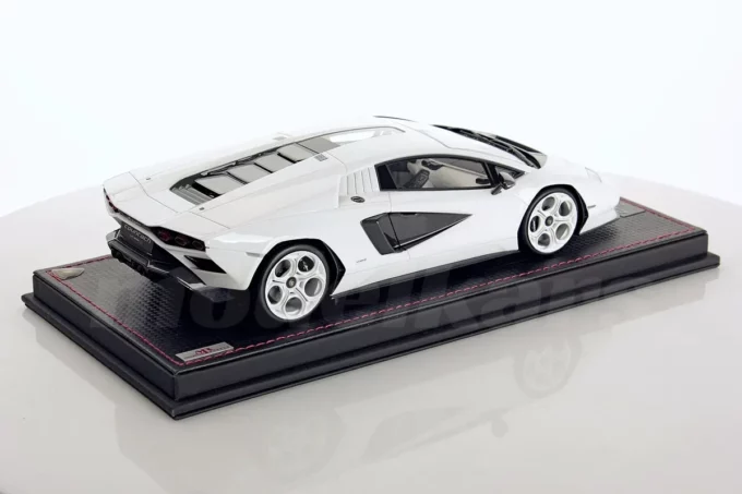 Lamborghini Countach LPI 800-4 - Image 2