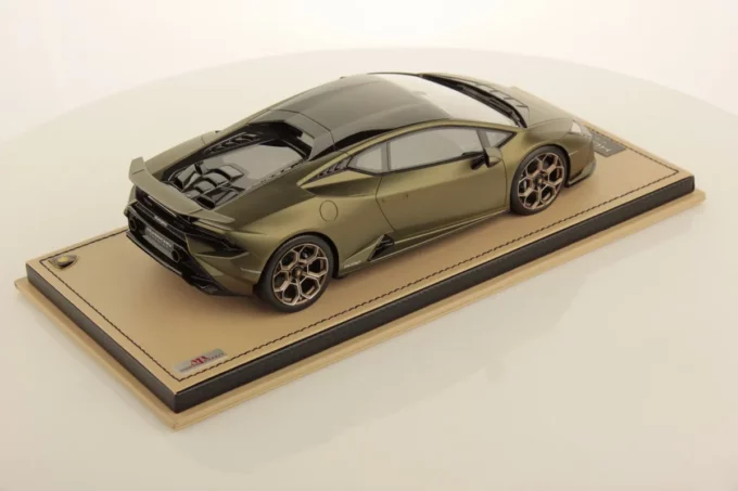 Lamborghini Huracan Tecnica - Image 2