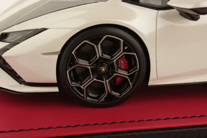 Lamborghini Huracan Tecnica - Image 5