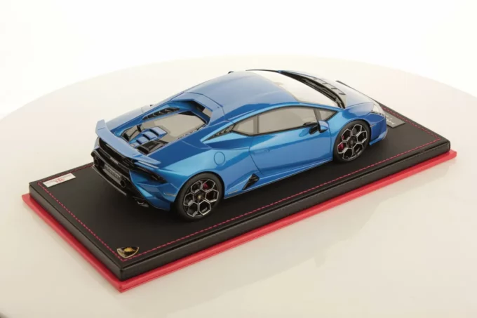 Lamborghini Huracan Tecnica - Image 2