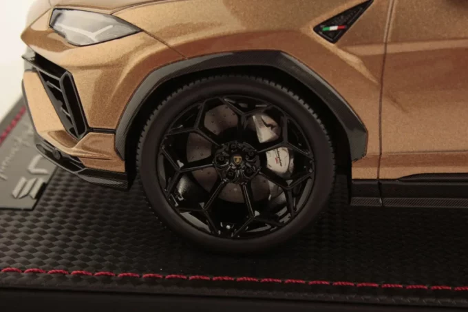Lamborghini Urus Performante - Image 4