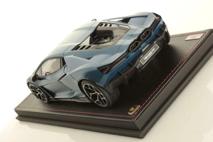 Lamborghini Revuelto - Image 4