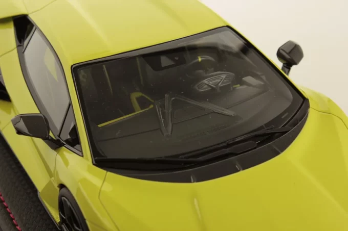 Lamborghini Revuelto - Image 6