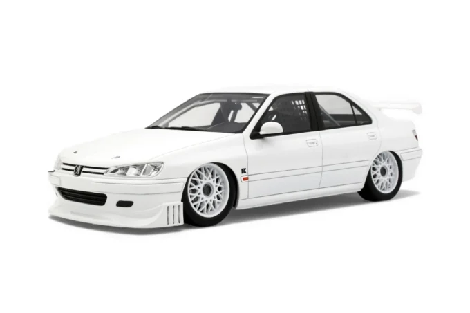 Peugeot 406 by Khyzyl Saleem