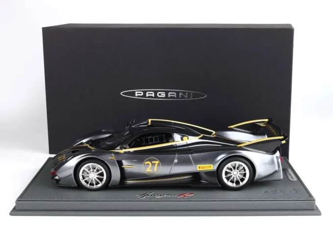 Pagani Huayra R - Image 6