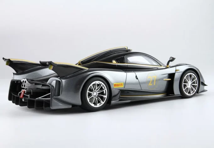 Pagani Huayra R - Image 4