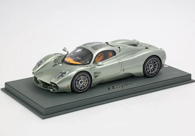 Pagani Utopia