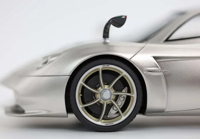 Pagani Huayra Codalunga - Image 3