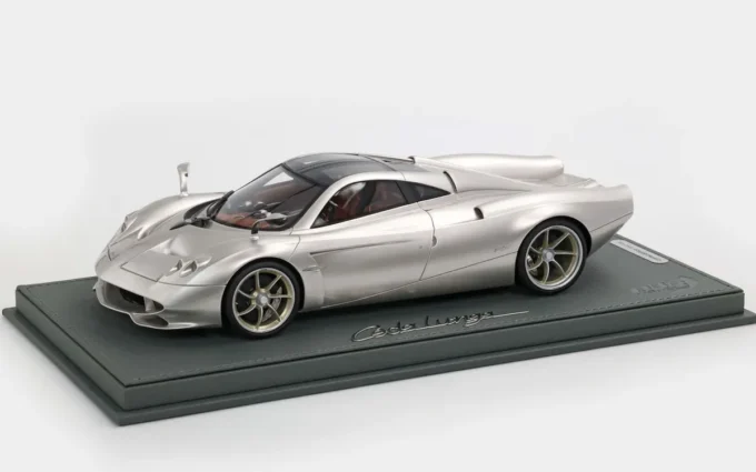 Pagani Huayra Codalunga