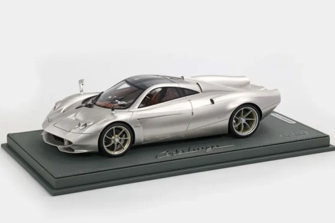 Pagani Huayra Codalunga