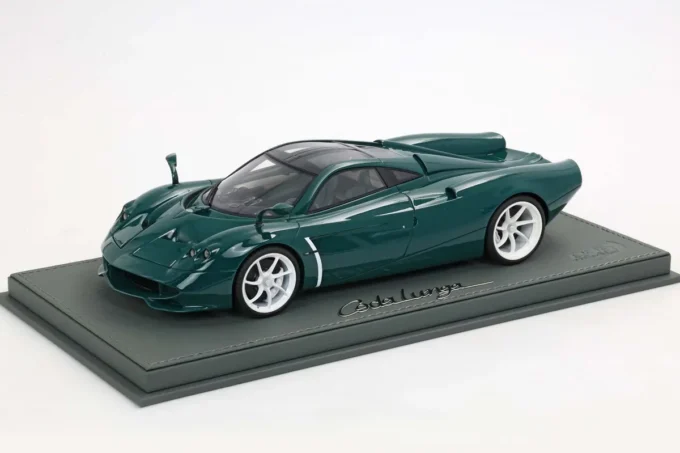 Pagani Huayra Codalunga