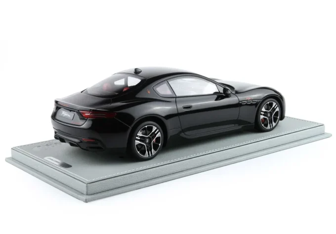 Maserati GranTurismo Folgore - Image 2