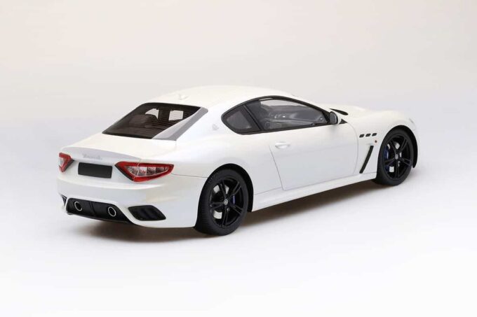 Maserati GranTurismo MC - Image 2
