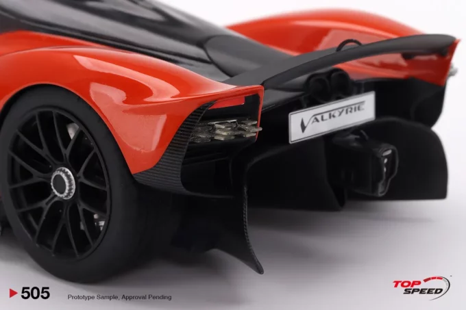 Aston Martin Valkyrie - Image 5