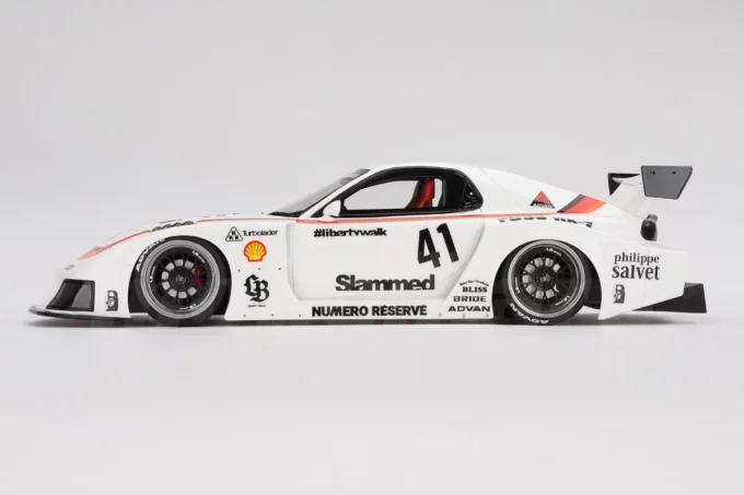 Mazda RX-7 LB-Super Silhouette Liberty Walk - Image 3