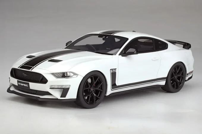 Ford Mustang 5.0 R-Spec (RHD)